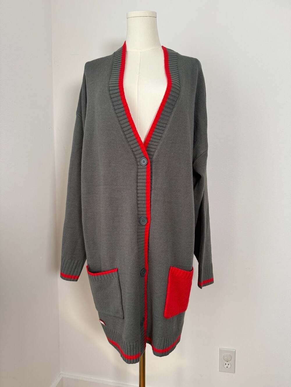Marvel Cardigan Sweater Size XL Gray Red